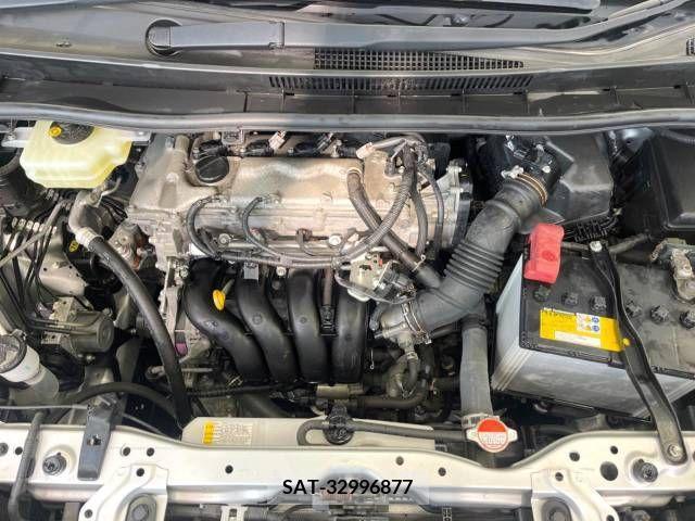 Toyota VOXY 2015-07 394993-18