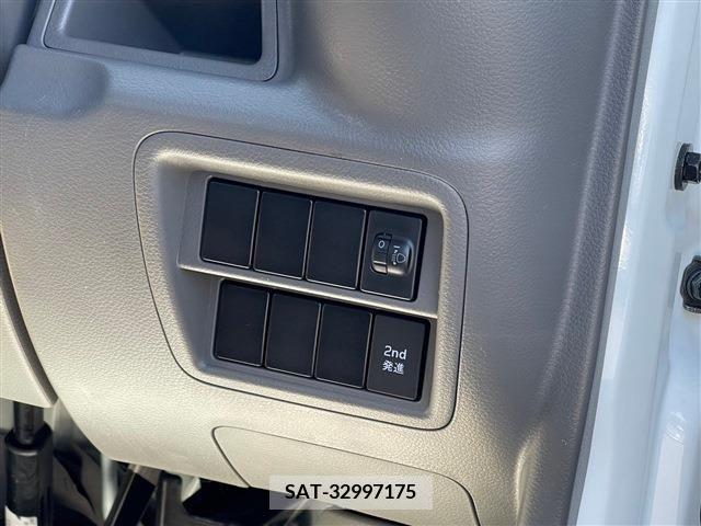 Suzuki EVERY 2021-02 209336-18