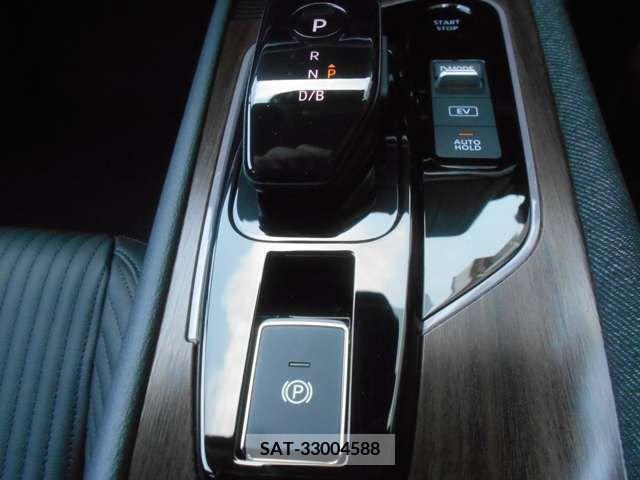 Nissan AURA 2023-09 262726-11