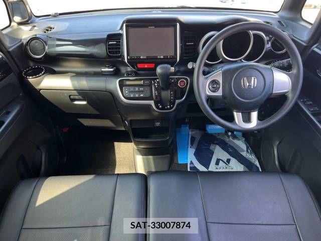 Honda N BOX 2015-04 253919-1