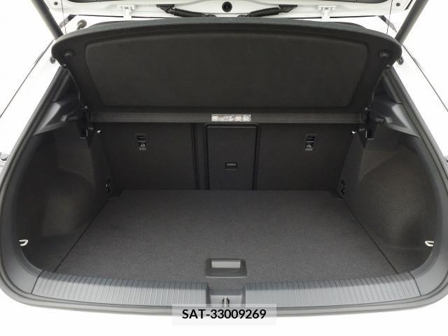 VolksWagen T-ROC 2021-04 354402-12