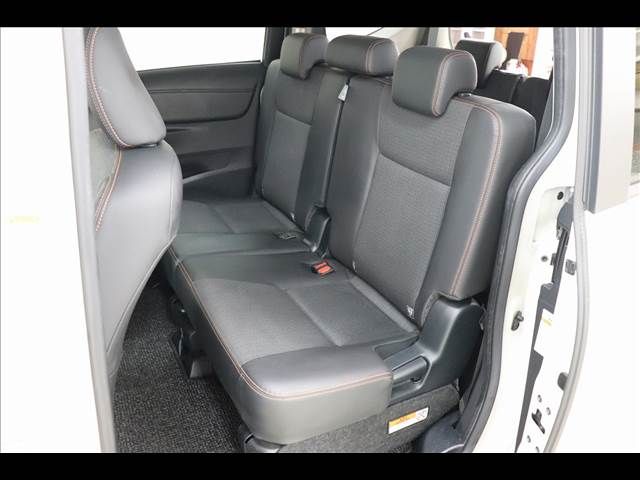 Toyota SIENTA 2018-07 8816-11