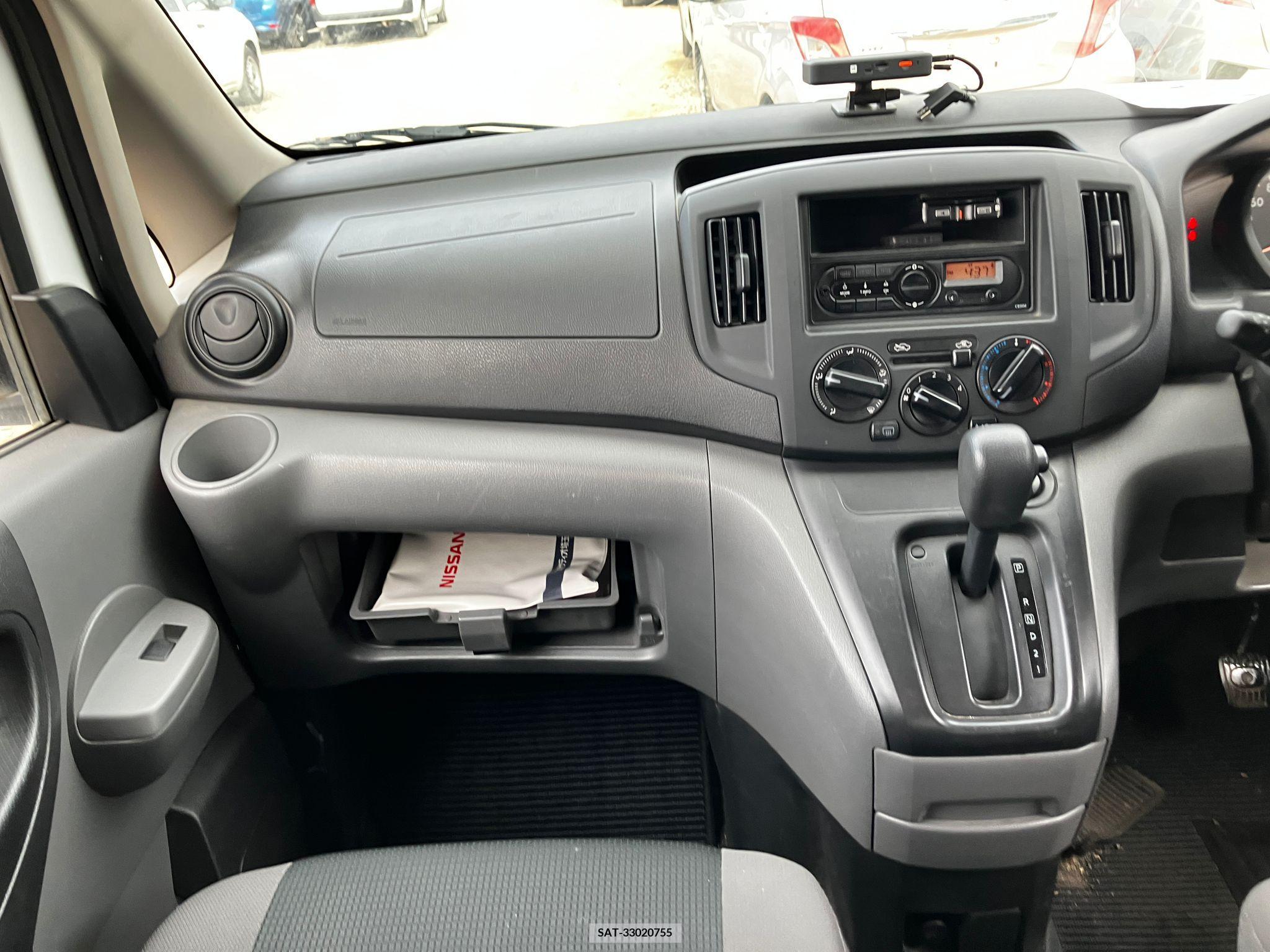 Nissan E-NV200 VAN 2019-03 258244-14