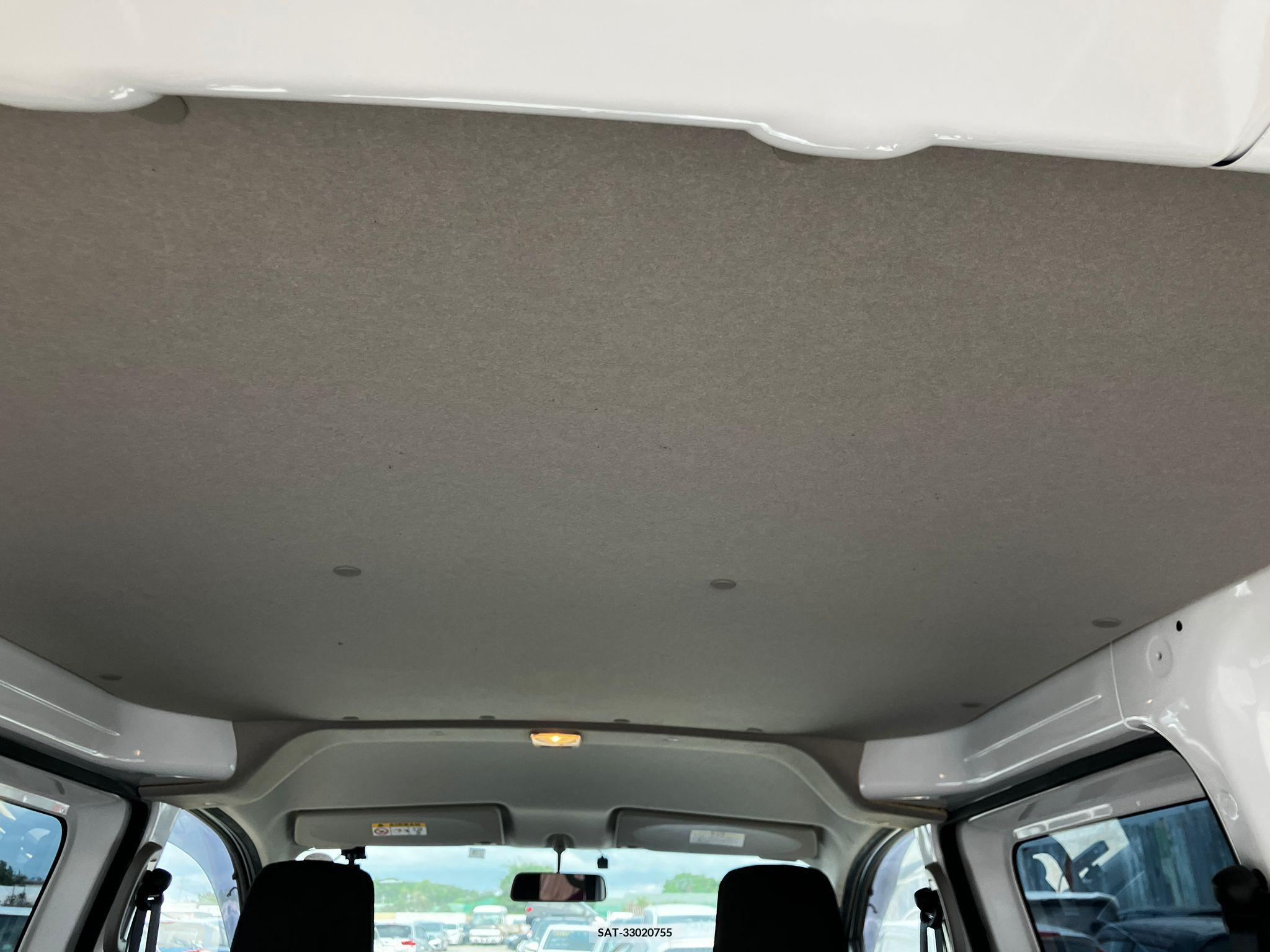 Nissan E-NV200 VAN 2019-03 258244-15