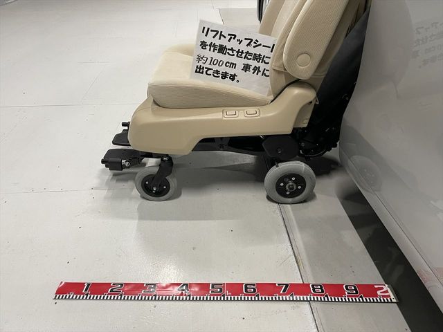 Toyota ALPHARD 2008-11 194086-7