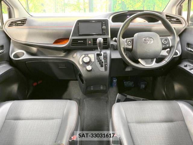 Toyota SIENTA 2018-07 394049-1