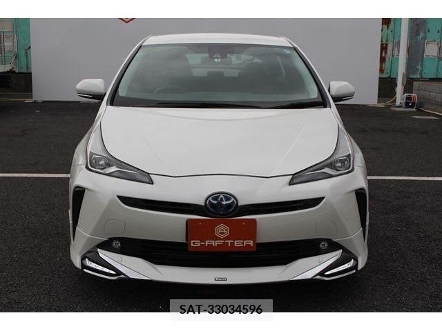 Toyota PRIUS 2019-01 283073-7