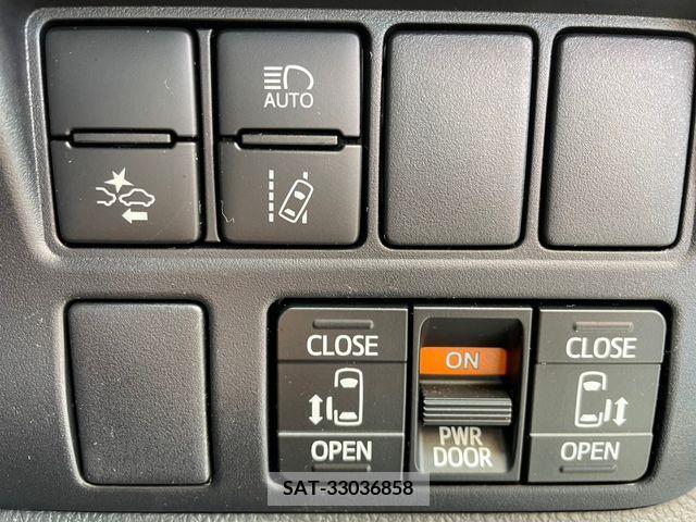 Toyota NOAH 2018-02 201488-17