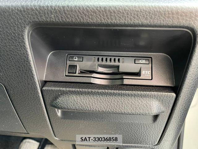 Toyota NOAH 2018-02 201488-18