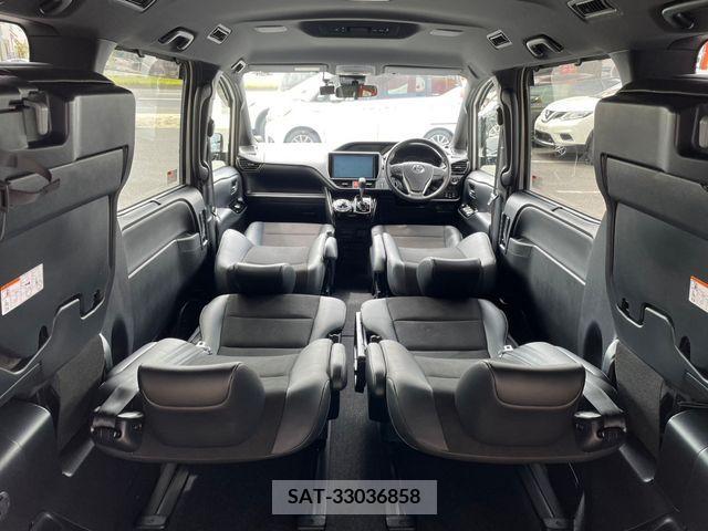 Toyota NOAH 2018-02 201488-1