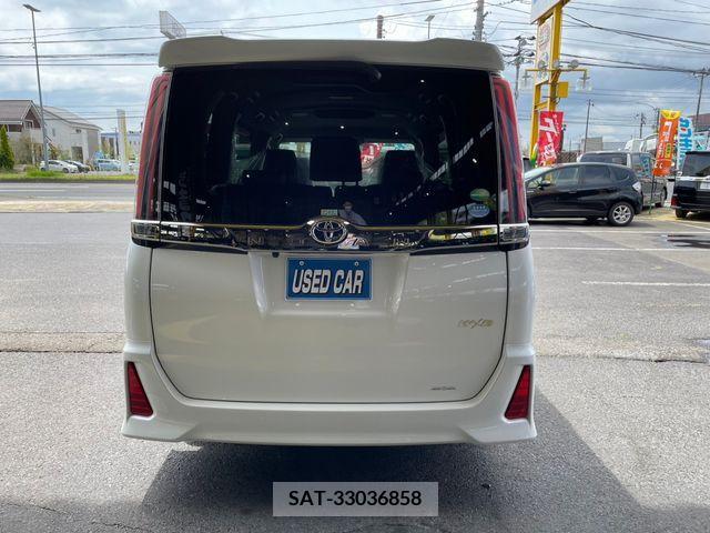 Toyota NOAH 2018-02 201488-2