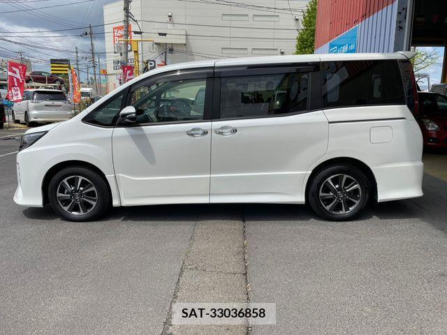 Toyota NOAH 2018-02 201488-4