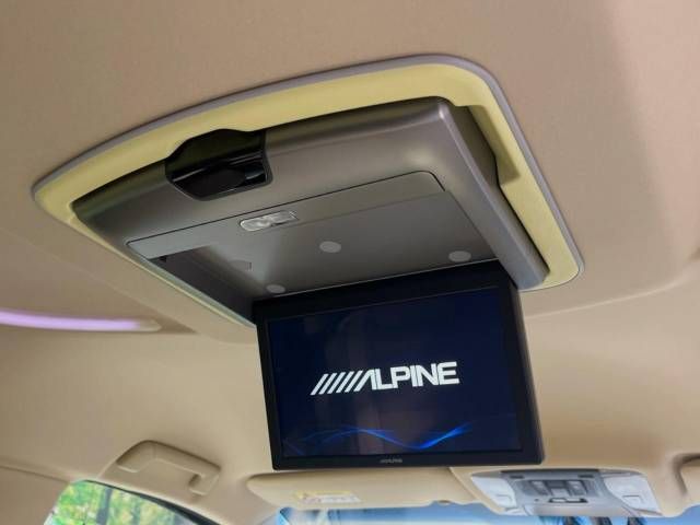 Toyota ALPHARD HYBRID 2015-08 194330-2