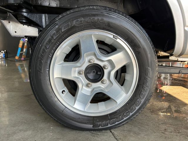 Suzuki JIMNY 2001-06 192504-28