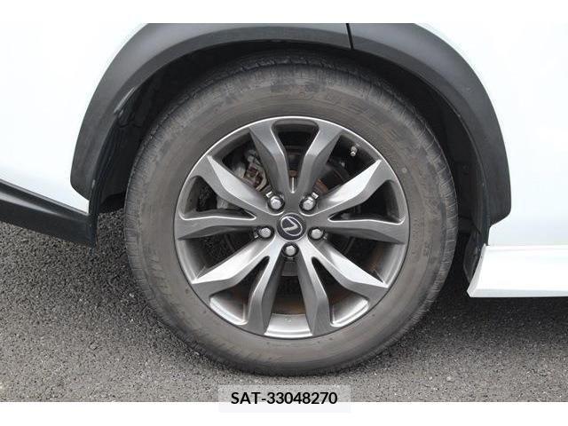 Lexus NX 2015-12 388240-9