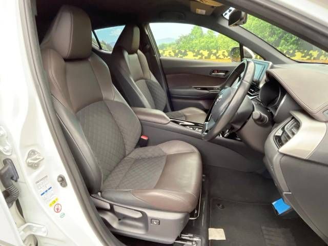 Toyota C-HR 2017-09 25297-7