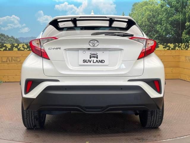 Toyota C-HR 2017-09 25297-14
