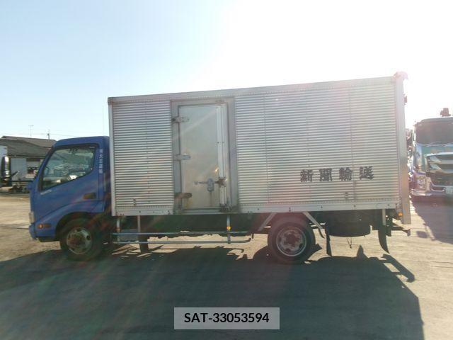 Hino DUTRO 2014-02 267783-3