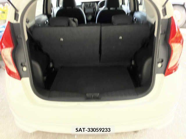 Nissan NOTE 2012-10 302285-7