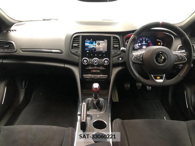 Renault MEGANE 2021-07 221856-12