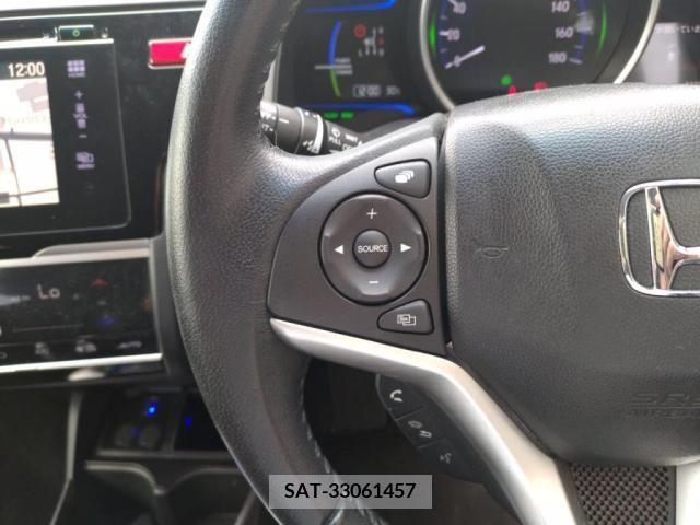 Honda FIT HYBRID 2014-11 304067-14