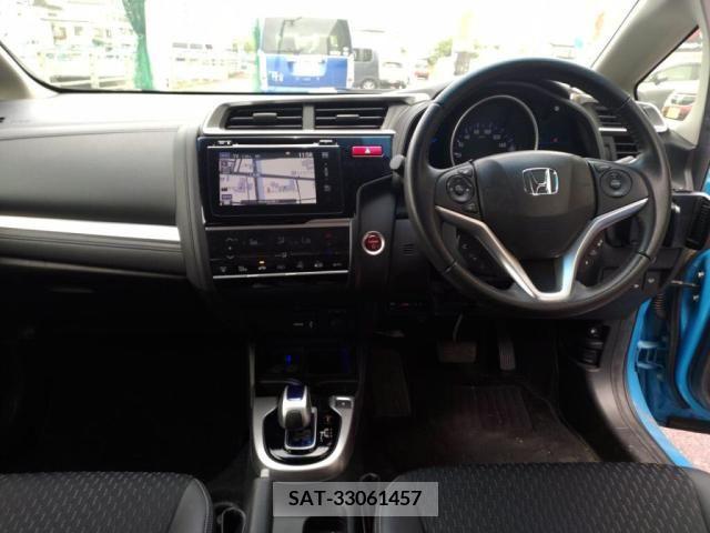 Honda FIT HYBRID 2014-11 304067-2