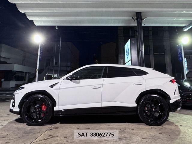 Lamborghini URUS 2019-99 321300-4