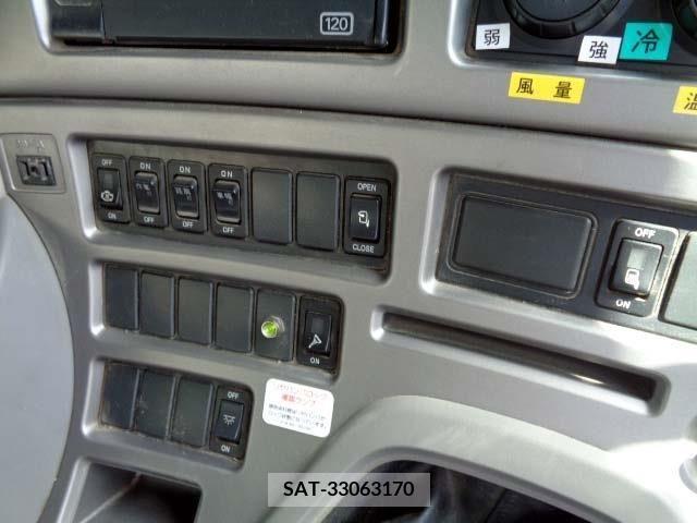 Nissan QUON 2008-11 282619-10