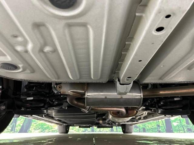 Toyota VOXY 2018-11 188348-19