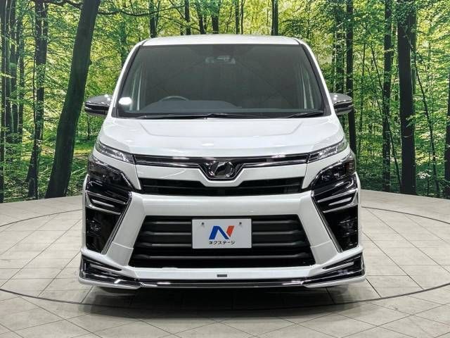 Toyota VOXY 2018-11 188348-14