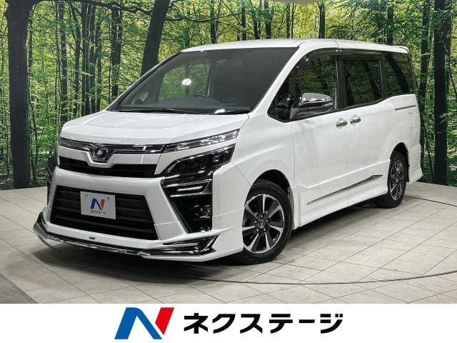 Toyota VOXY 2018-11 188348-0