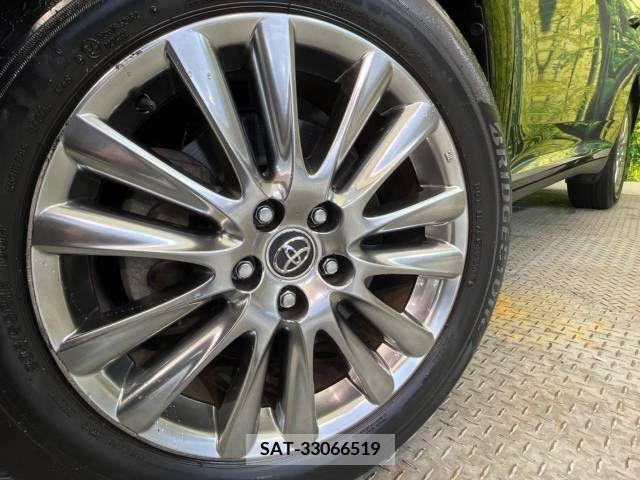 Toyota HARRIER 2018-01 382098-12