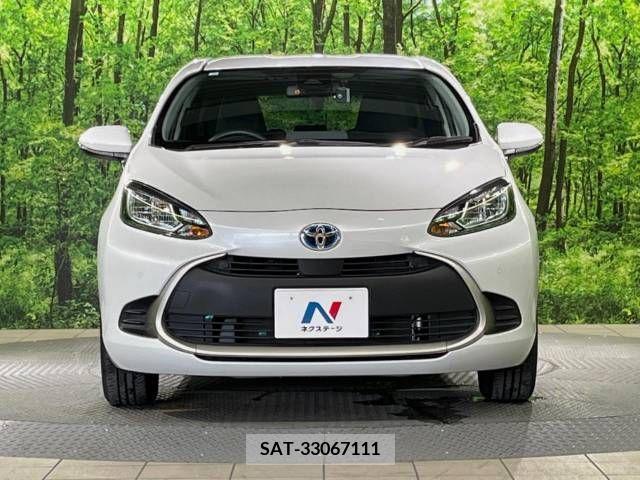 Toyota AQUA 2023-06 389312-14