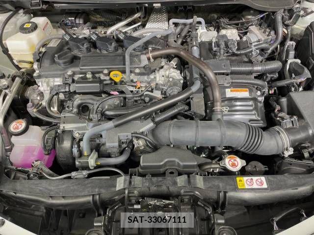 Toyota AQUA 2023-06 389312-18