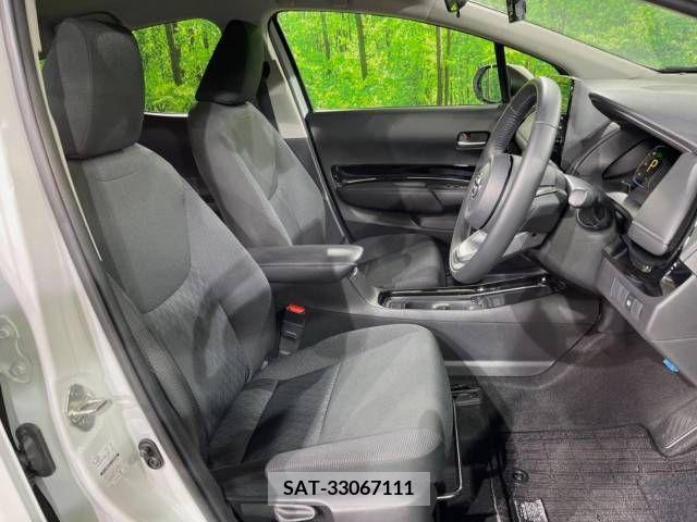 Toyota AQUA 2023-06 389312-8