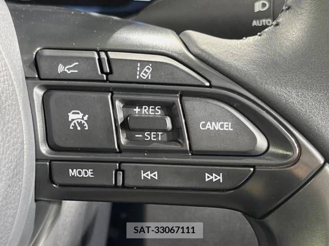 Toyota AQUA 2023-06 389312-7