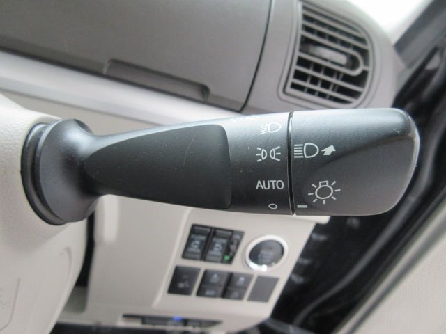 Daihatsu TANTO 2019-04 8061-23