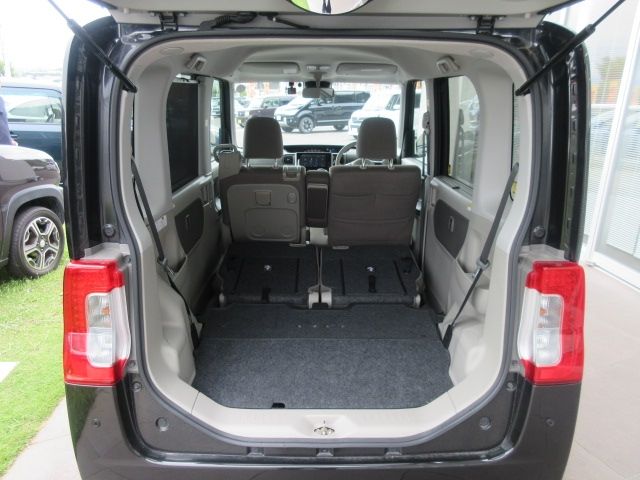 Daihatsu TANTO 2019-04 8061-10