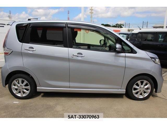 Mitsubishi EK CUSTOM 2015-11 300764-9