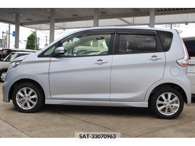 Mitsubishi EK CUSTOM 2015-11 300764-7