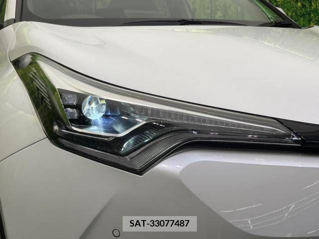 Toyota C-HR 2018-09 205865-12