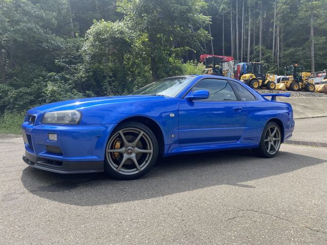 Nissan SKYLINE GT-R 2001-05 181486-1