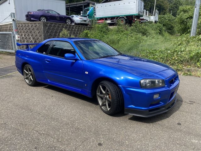 Nissan SKYLINE GT-R 2001-05 181486-4