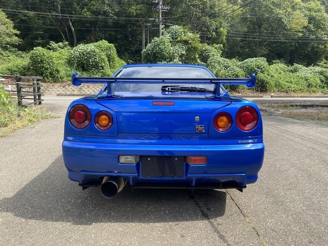 Nissan SKYLINE GT-R 2001-05 181486-9