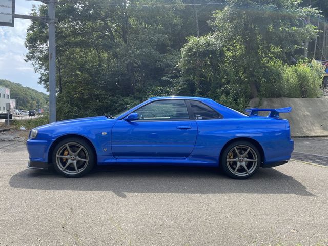 Nissan SKYLINE GT-R 2001-05 181486-12