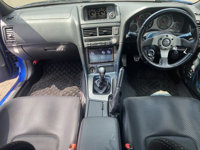 Nissan SKYLINE GT-R 2001-05 181486-15