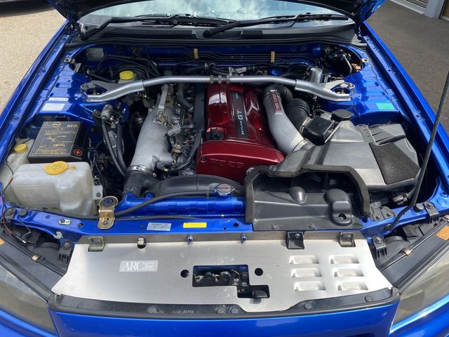 Nissan SKYLINE GT-R 2001-05 181486-26