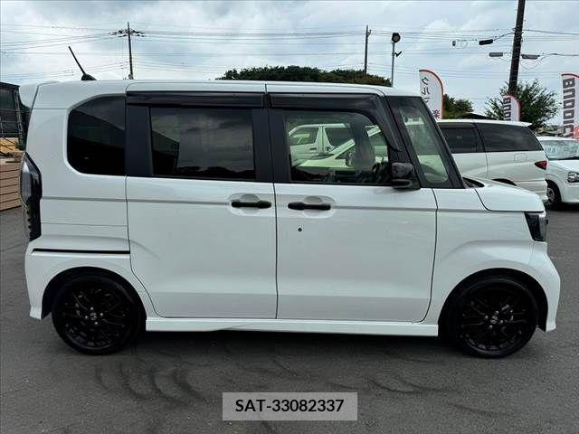 Honda N BOX 2023-07 326645-11