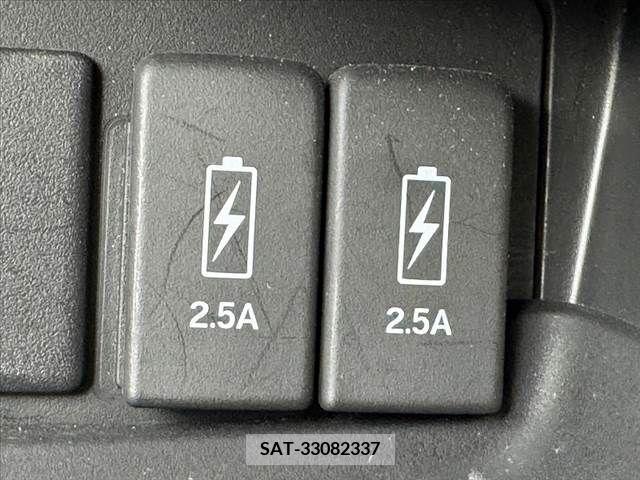 Honda N BOX 2023-07 326645-28