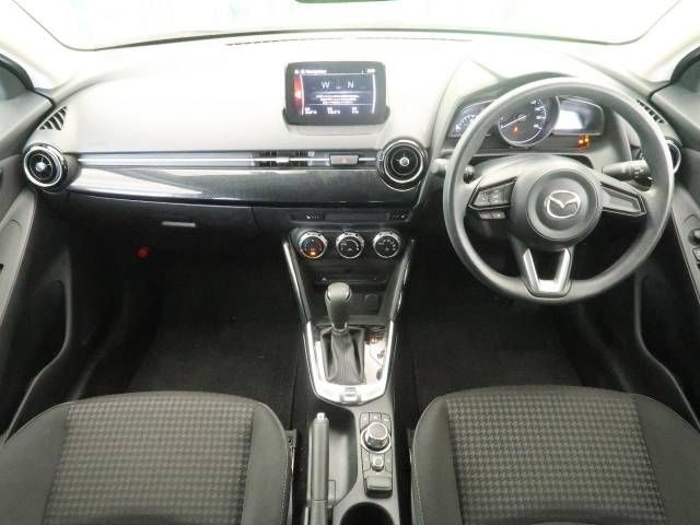 Mazda DEMIO 2018-08 17439-1